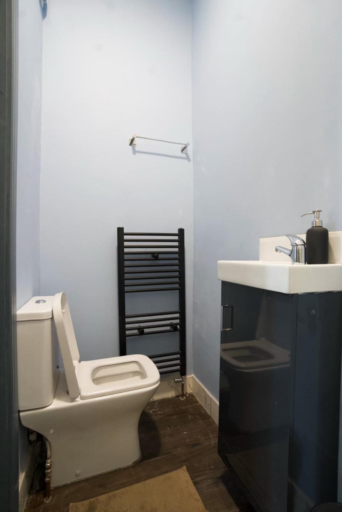 Aesthetic Moseley - 5 Apartment